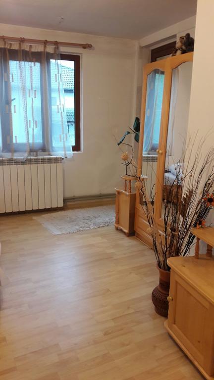 Sharkov Guest House Dolen  Exterior photo