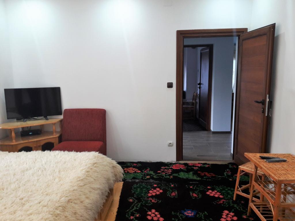 Sharkov Guest House Dolen  Exterior photo